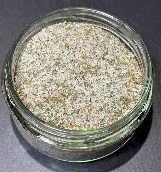 Aromatisches Fischsalz